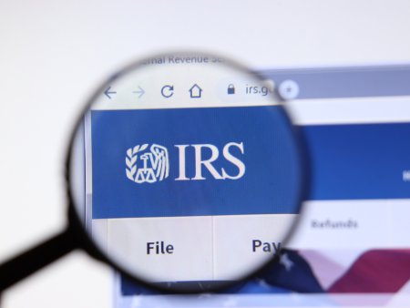 IRS website magnifying glass